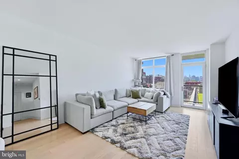 1400 Hudson St #807, Hoboken, NJ 07030