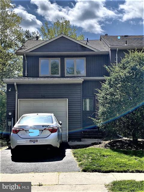14 Sherwood Ct, Flemington, NJ 08822