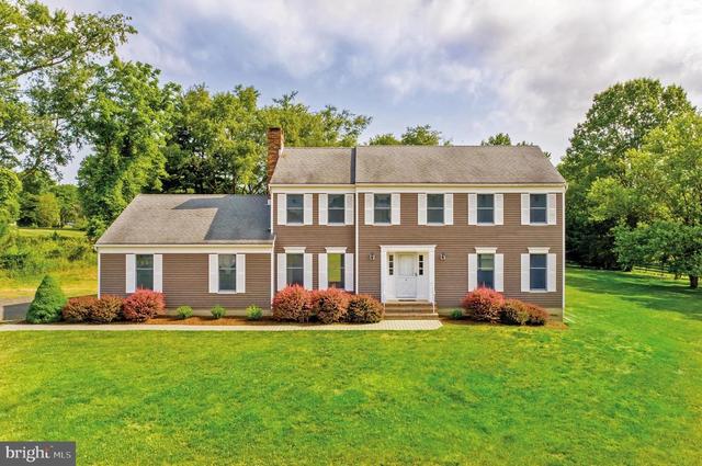 2 Stull Cir, Whitehouse Station, NJ 08889