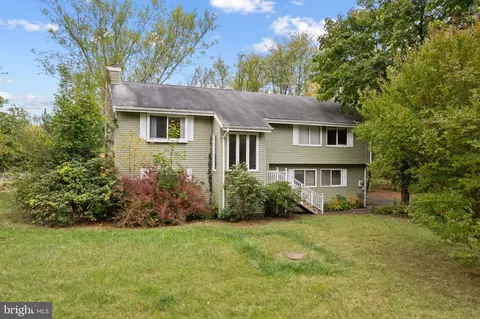 129 Jackson St, Lambertville, NJ 08530