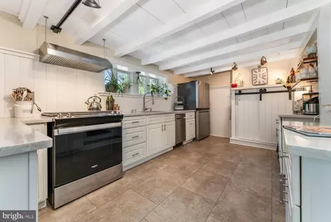 16 E Main St, Flemington, NJ 08822 photo 5