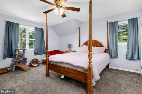 Bedroom - 591 Route 579, Hampton, NJ 08827 photo 3 of 5
