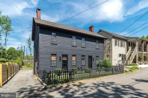 567 Little York-springmills Rd, Milford, NJ 08848