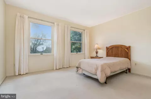 Bedroom - 4 Wheatfield Rd, Flemington, NJ 08822 photo 5 of 5