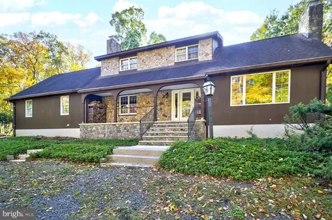 229 Lambertville Hqts Rd, Stockton, NJ 08559