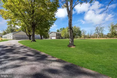 70 Mackenzie Rd, Hampton, NJ 08827 photo 3