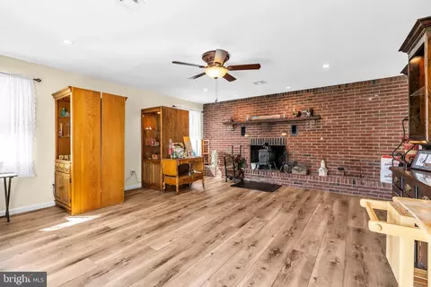 70 Mackenzie Rd, Hampton, NJ 08827 photo 28