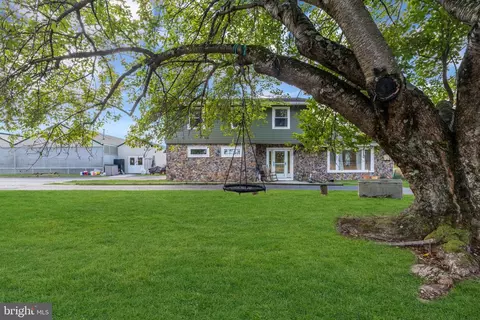 70 Mackenzie Rd, Hampton, NJ 08827 photo 14