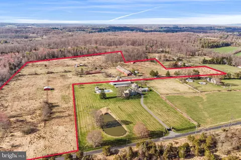 31 Lambertville Headquarters Rd, Lambertville, NJ 08530
