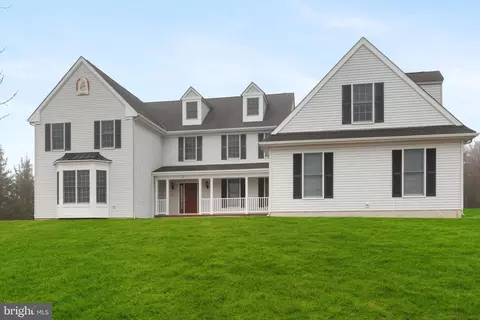 3 Manchur Ct, Flemington, NJ 08822