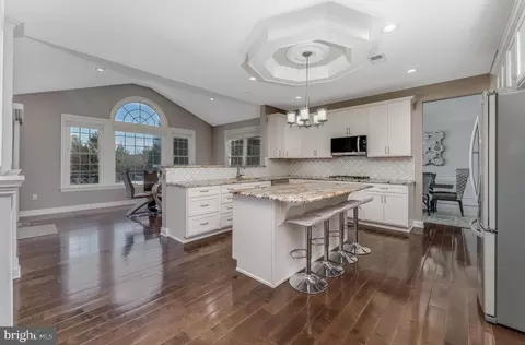 2 Elm Dr, Clinton, NJ 08809 photo 5