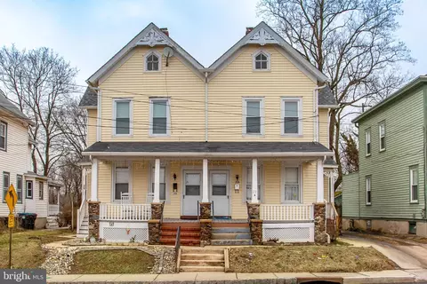 23-25 N Main St, Flemington, NJ 08822