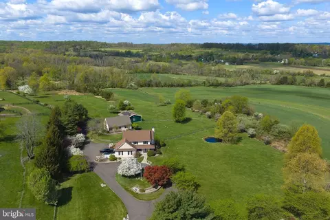 18 Linvale Rd, Ringoes, NJ 08551