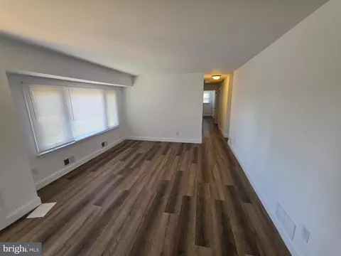 162 Cregar Rd, High Bridge, NJ 08829