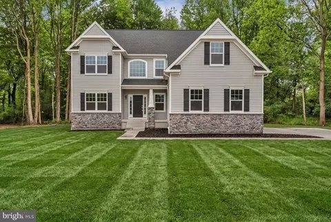 35 Barbertown Point Breeze Rd, Frenchtown, NJ 08825