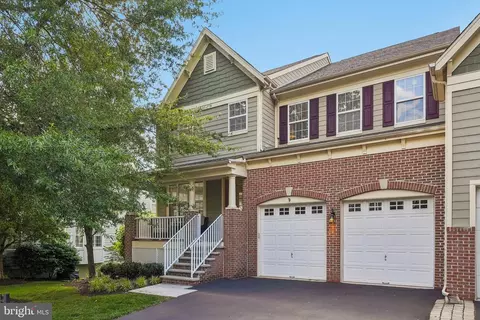 508 Titus Rd, Lambertville, NJ 08530