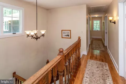Entry Way - 35 Worman Rd, Stockton, NJ 08559 photo 8 of 10