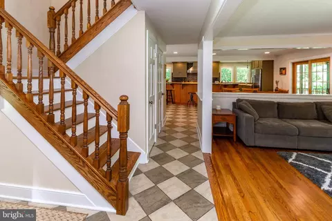 Entry Way - 35 Worman Rd, Stockton, NJ 08559 photo 3 of 10