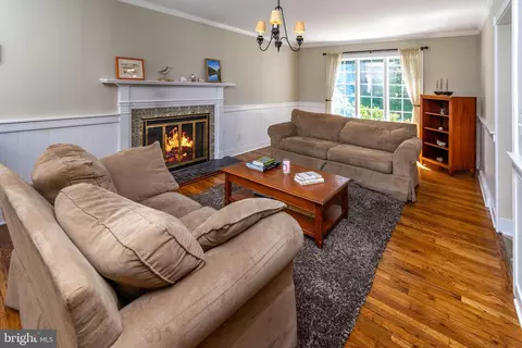 Living - 35 Worman Rd, Stockton, NJ 08559 photo 2 of 5