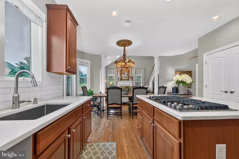Kitchen - 4 Riverview Ct, Ringoes, NJ 08551 photo 4 of 4