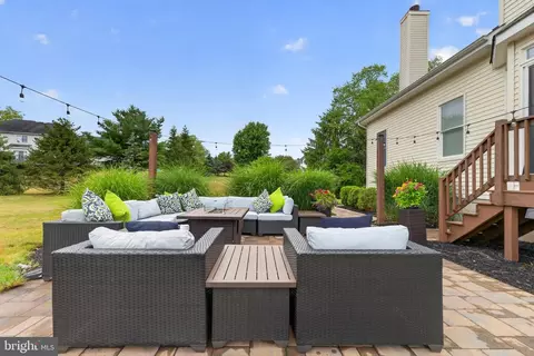 Exterior - 4 Riverview Ct, Ringoes, NJ 08551 photo 4 of 12