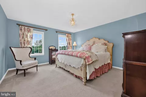 Bedroom - 4 Riverview Ct, Ringoes, NJ 08551 photo 3 of 6