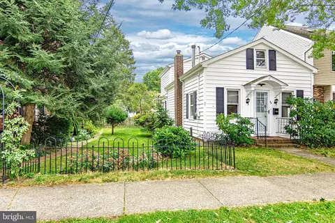 56 S Union St, Lambertville, NJ 08530