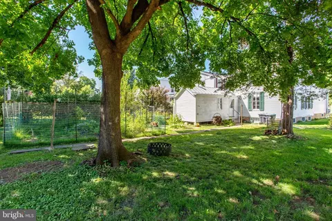 Exterior - 31 E Main St, Flemington, NJ 08822 photo 11 of 12