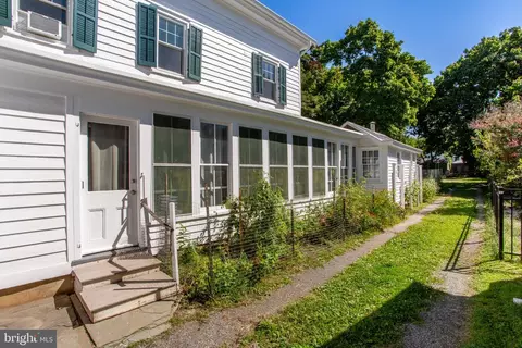 Exterior - 31 E Main St, Flemington, NJ 08822 photo 4 of 12