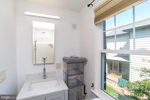 Bath - 31 E Main St, Flemington, NJ 08822 photo 2 of 2