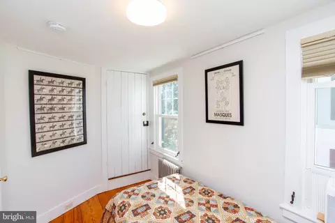 Bedroom - 31 E Main St, Flemington, NJ 08822 photo 5 of 8