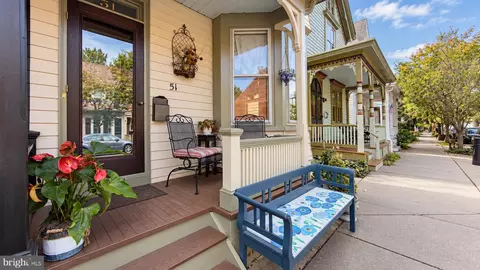 51 Perry St, Lambertville, NJ 08530