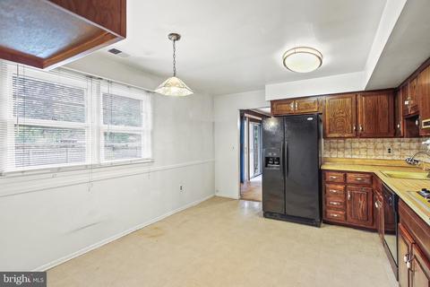 20 David Dr, Ewing, NJ 08638 photo 8