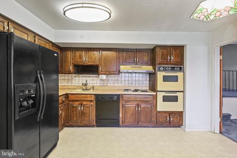 20 David Dr, Ewing, NJ 08638 photo 9