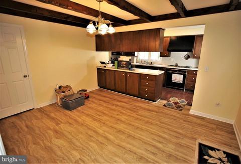 21 Diane Dr, Ewing, NJ 08628 photo 7