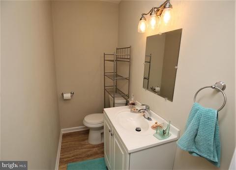 21 Diane Dr, Ewing, NJ 08628 photo 9