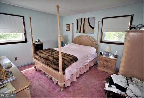 21 Diane Dr, Ewing, NJ 08628 photo 16