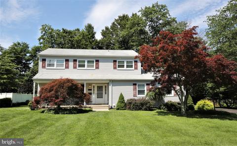 21 Diane Dr, Ewing, NJ 08628 photo 2