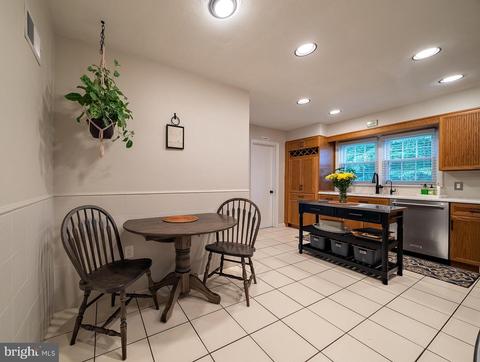 24 Farm Rd, Ewing, NJ 08638 photo 23