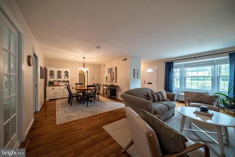24 Farm Rd, Ewing, NJ 08638 photo 5