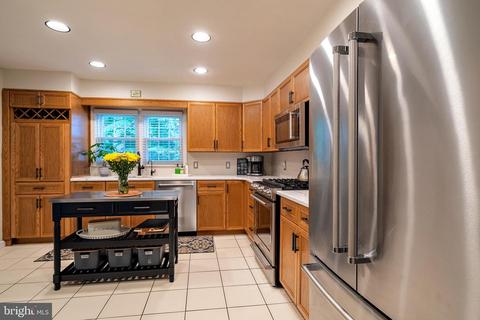 24 Farm Rd, Ewing, NJ 08638 photo 18