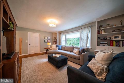 24 Farm Rd, Ewing, NJ 08638 photo 16