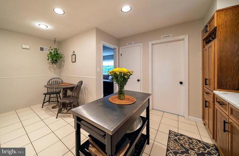 24 Farm Rd, Ewing, NJ 08638 photo 20