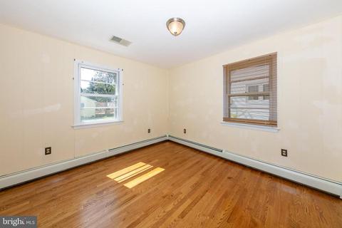 47 Main Blvd, Ewing, NJ 08618 photo 14