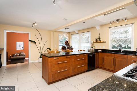 25 Duffield Dr, Ewing, NJ 08628 photo 8
