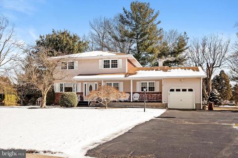 14 Currier Way, Ewing, NJ 08628 photo 1