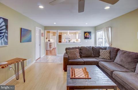 75 E Village Dr E, Hamilton, NJ 08620 photo 17