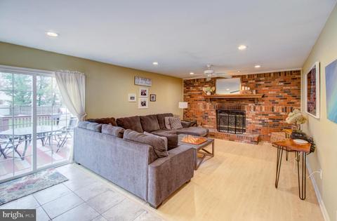 75 E Village Dr E, Hamilton, NJ 08620 photo 16