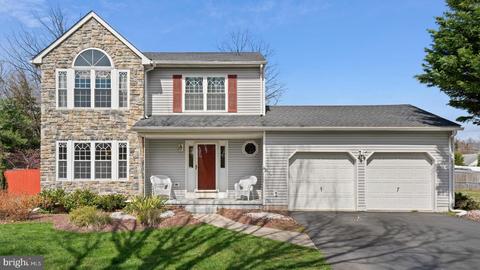 38 Perilli Dr, Hamilton, NJ 08610 photo 1