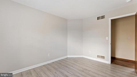 38 Perilli Dr, Hamilton, NJ 08610 photo 22
